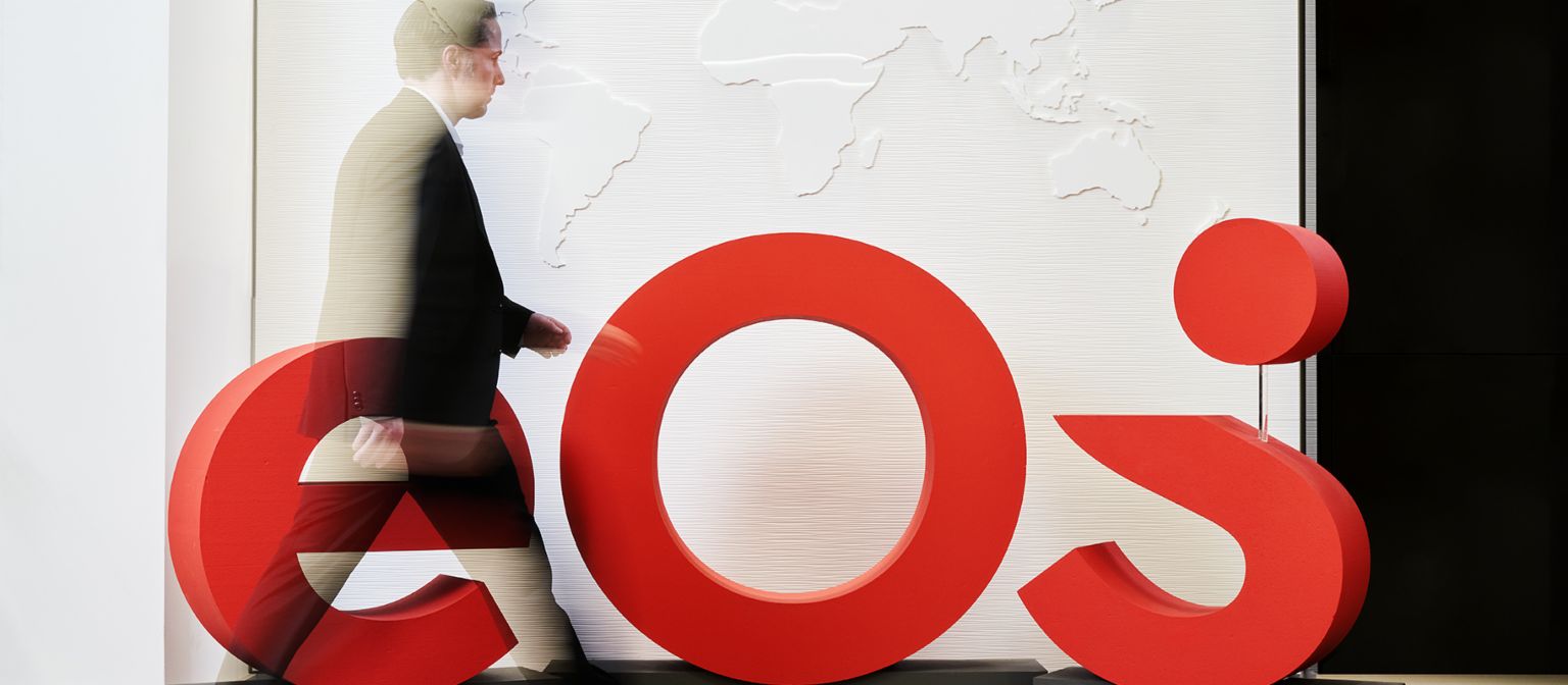 Sådan er det nye brand EOS: Det nye logo pryder lobbyen i EOS' hovedkvarter.