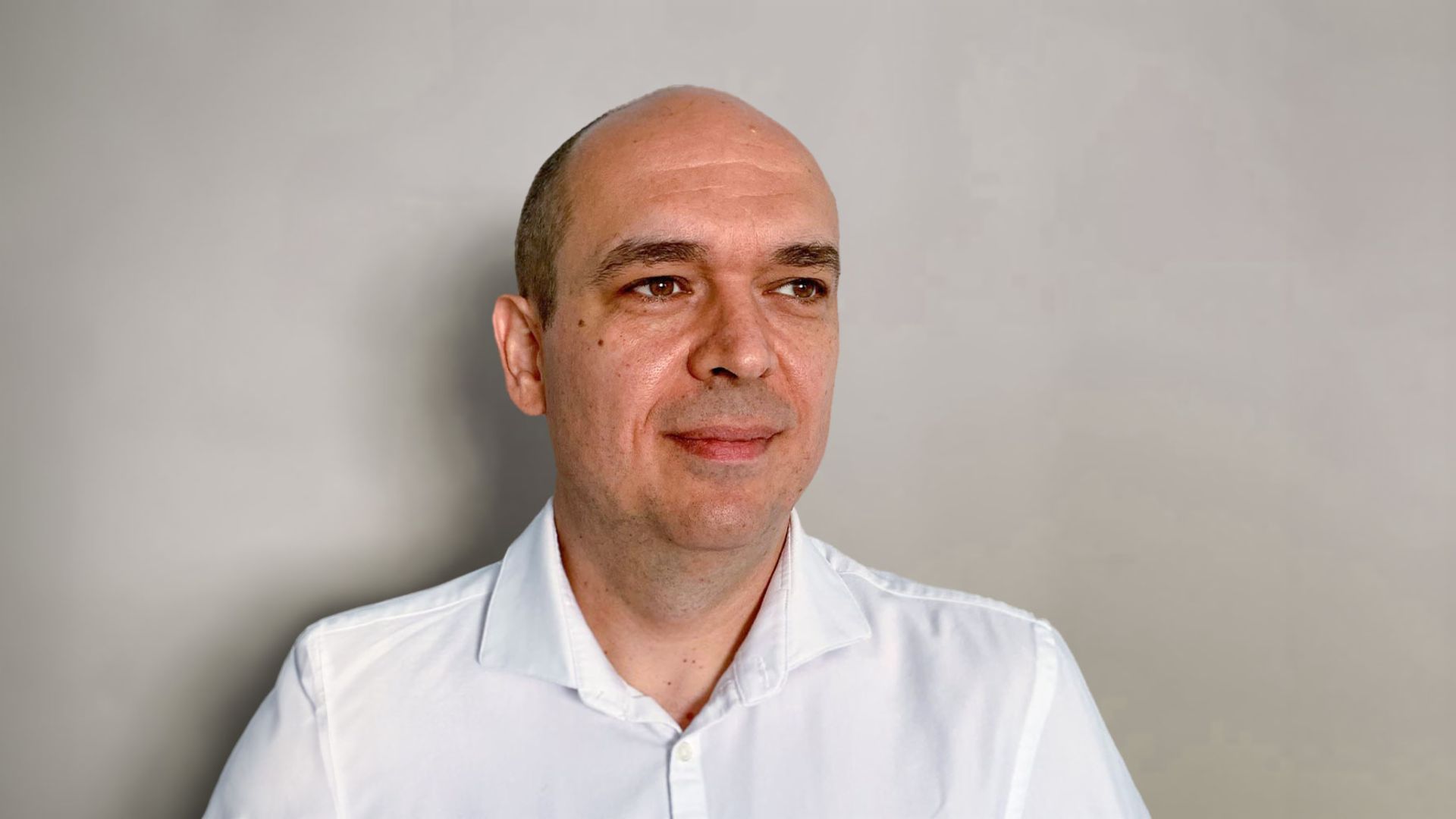 Et portræt af Cristian Musat, administrerende direktør i EOS International BVG samt hjernen bag Kollecto+-projektet.
